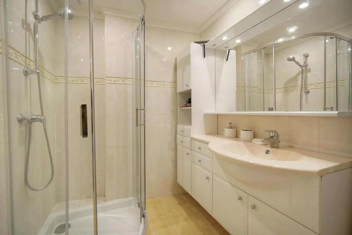 Frgk - Le Dauphin - Juan Les Pins Apartment Antibes 0*,  France